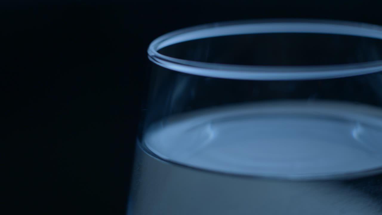 유리 물 지진 느린 동영상