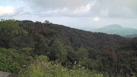 paisaje montañoso - vista impresionante