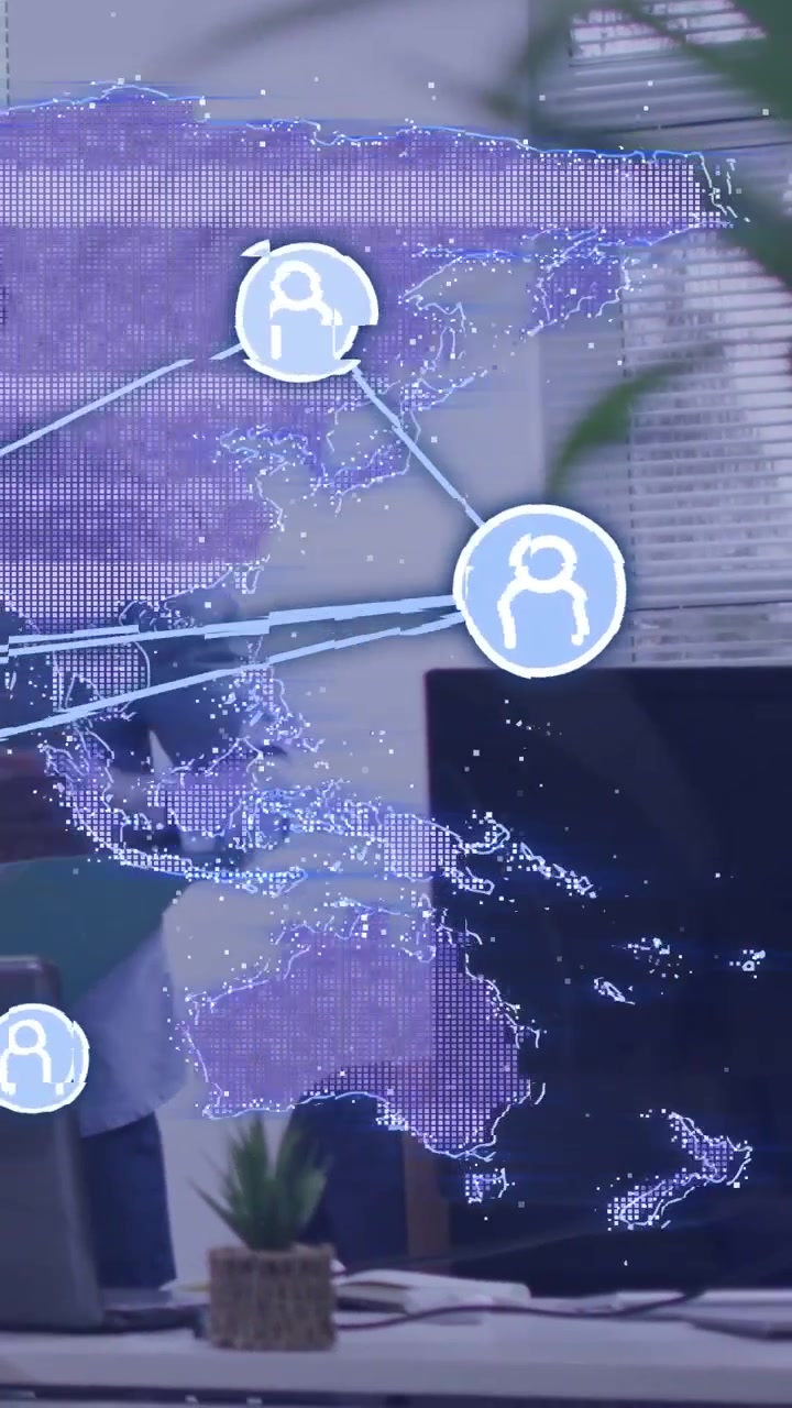 Vertikal video: Ved tryk på en enhed opdateres et hologramkort over et skrivebord, og noder pulserer for at vise netværksvækst.