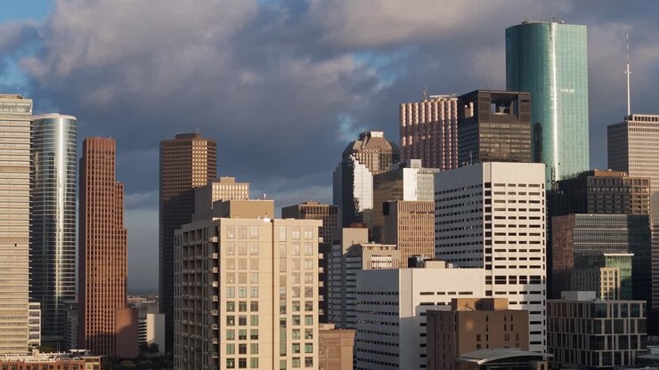 Elegante skyline di Houston al tramonto, TX. Ripresa aerea