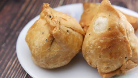 delicious samosas