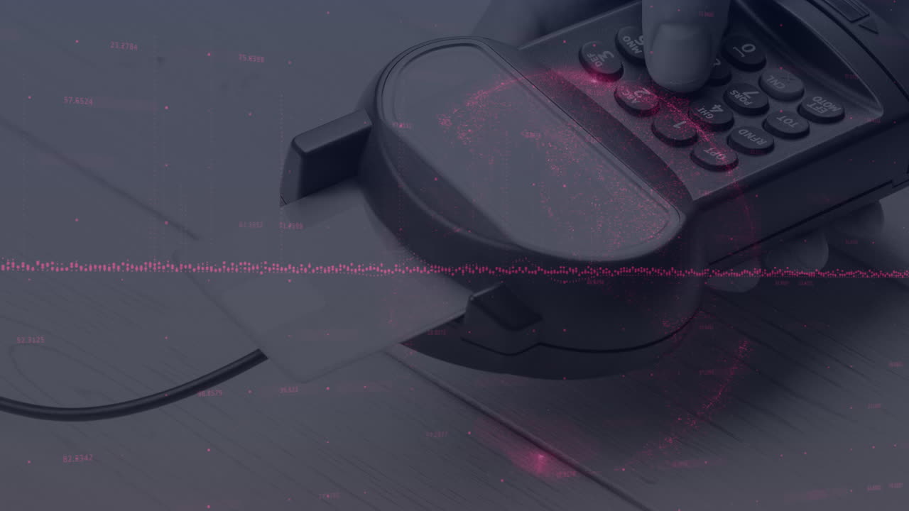 animación de gráficos y datos financieros sobre la mano de un hombre caucásico que posee un terminal de pago