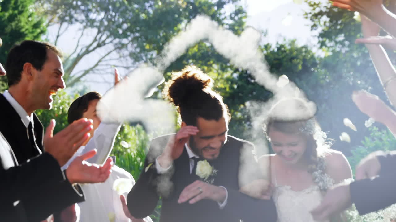 casa de ensueño y pareja