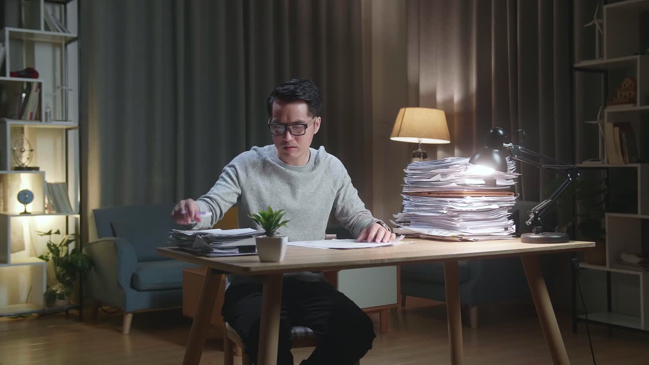 집에서 일로 압도당하는 것