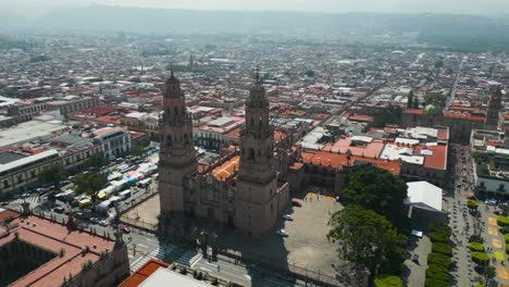 centro historico de morelia, visto con un drone