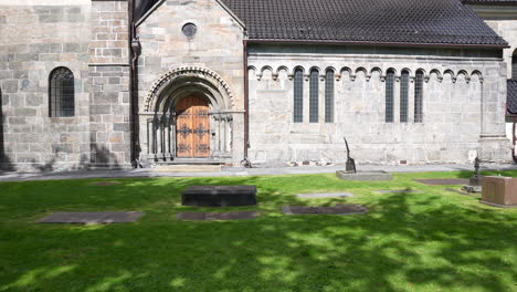 Exterior-of-Bergen-Cathedral,-Norway