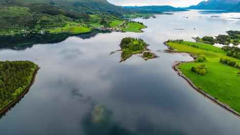 Luftaufnahmen-Schöne-Natur-Norwegen.