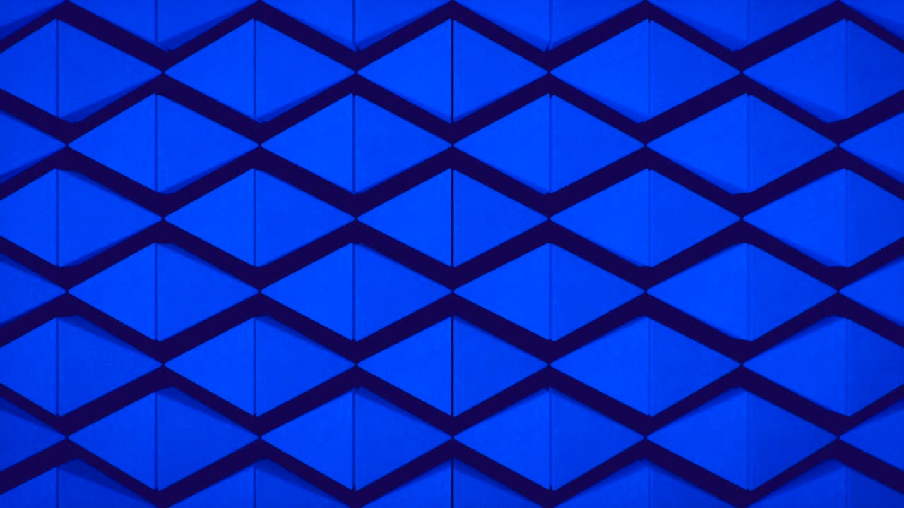 el fondo del triángulo