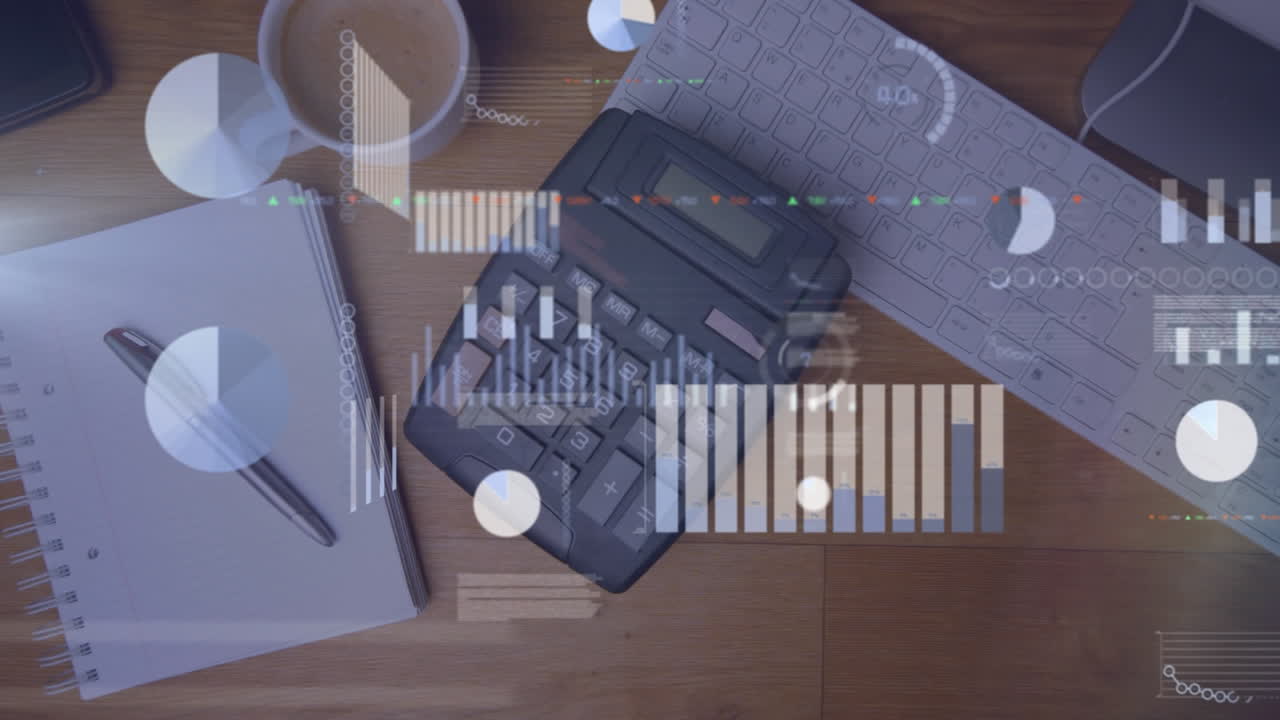 사무실 책상에 떨어지는 계산기에 대한 통계 데이터 처리 인터페이스의 애니메이션