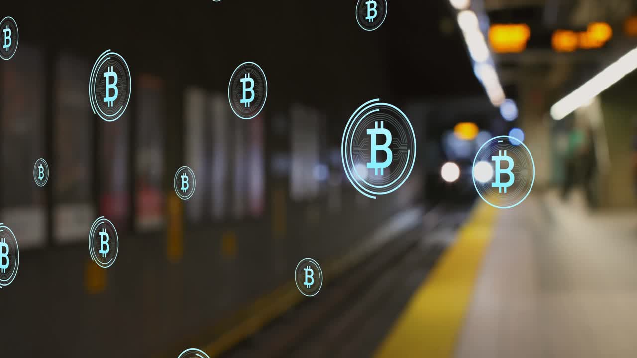 animación de múltiples símbolos de bitcoin flotando contra la vista borrosa del tren que llega a una estación.