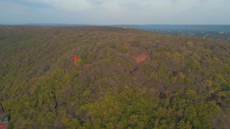 parachute raide in chapora beach in goa india sandy beach sweet lake goa