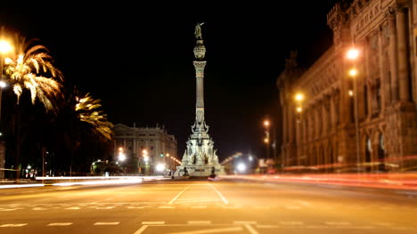 colon statue night 02