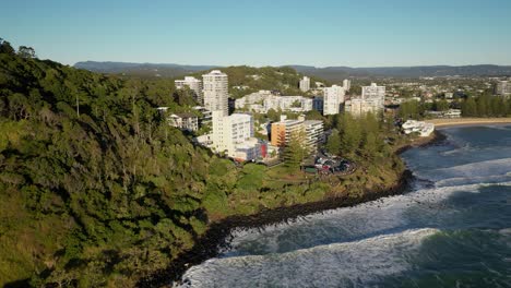 Left-to-right-aerial-over-the-North-side-of-Burleigh-Heads,-Gold-Coast,-Australia