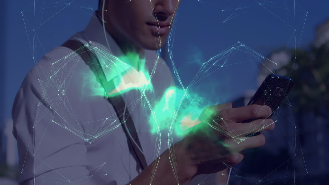 animación de la red de conexiones sobre empresarios que utilizan teléfonos inteligentes