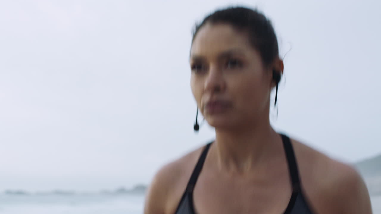 corredor, correr y centrarse en el fitness