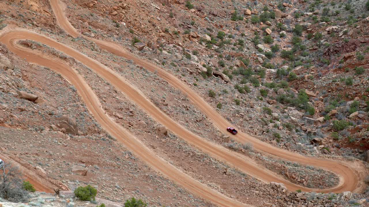 conducción todoterreno en el parque nacional canyonlands