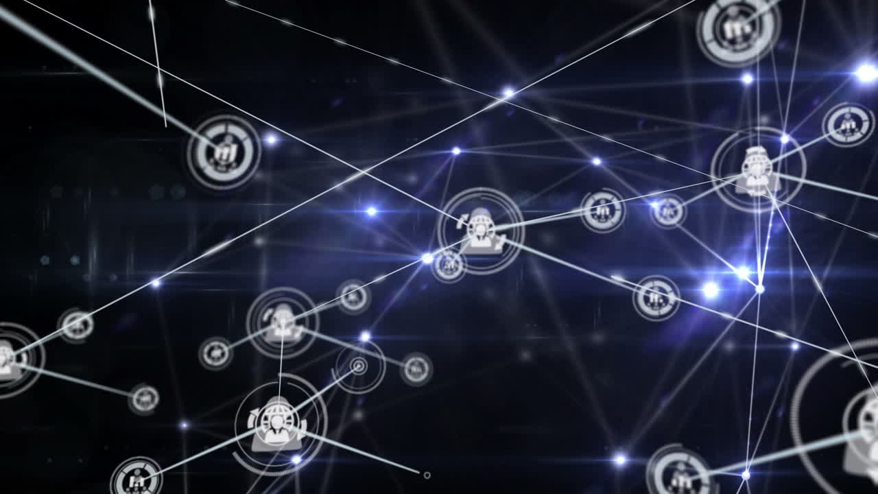 animación de una creciente red de personas y compartiendo iconos que transfieren datos sobre un fondo negro