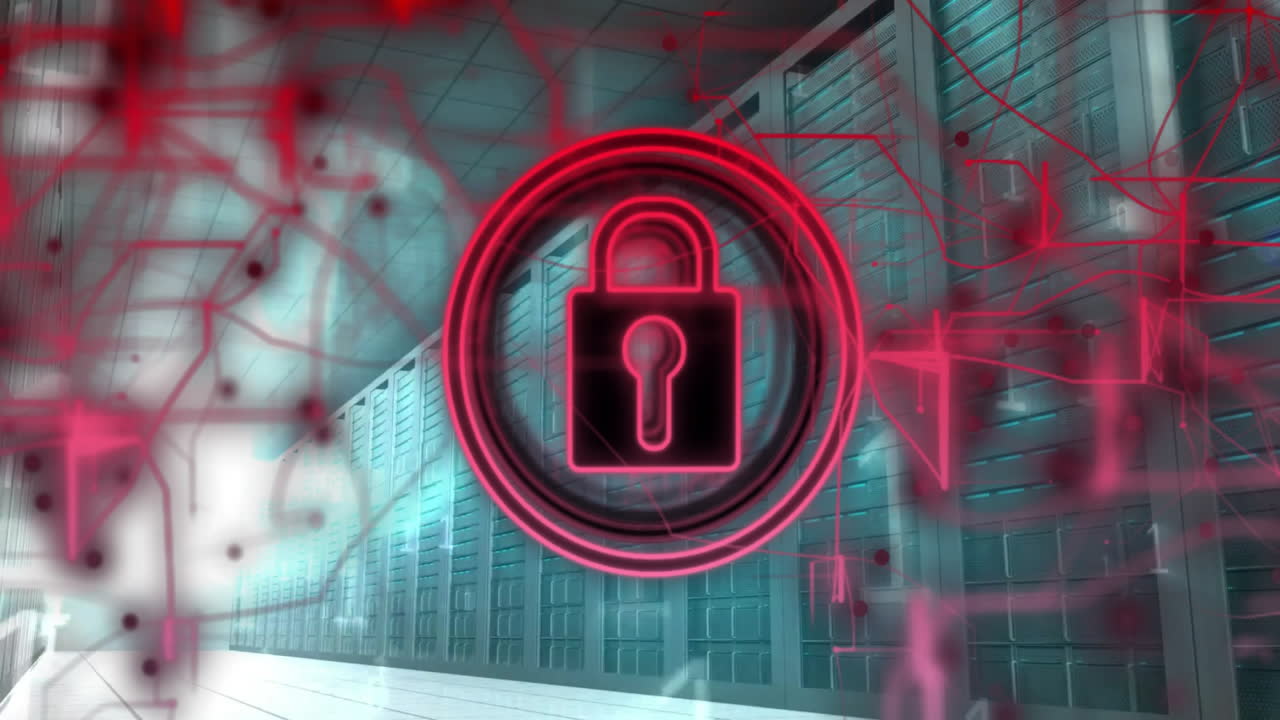 animación del procesamiento de datos y el icono del candado sobre la sala del servidor