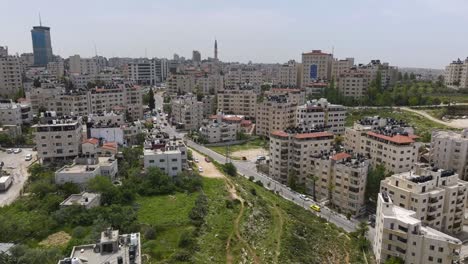 Vista-Aérea-De-Los-Edificios-De-La-Ciudad-De-Ramallah-En-Palestina