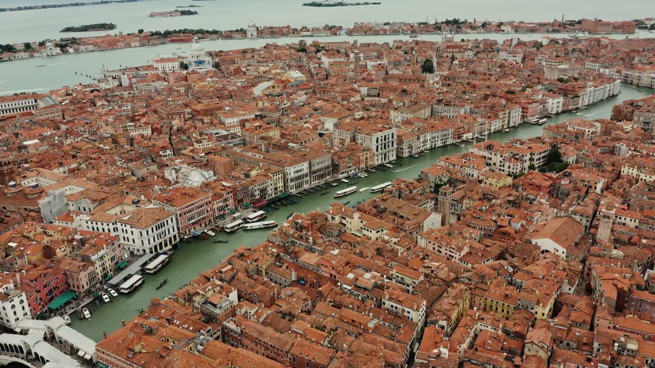 una vista aérea de venecia, italia