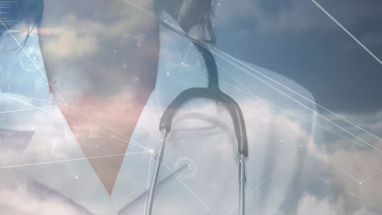 animation eines netzwerks von verbindungen über eine kaukasische arztin, die im krankenhaus gegen wolken lächelt