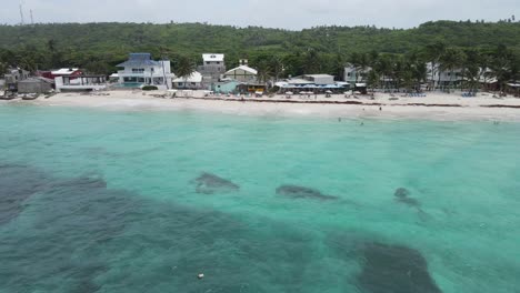 Una-De-Las-Playas-Más-Hermosas-Del-Caribe