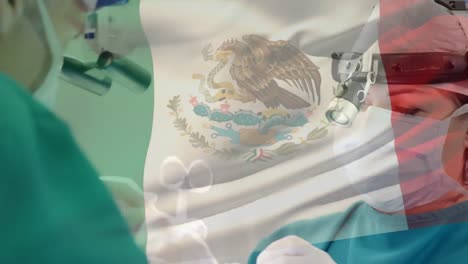 Animación-De-La-Bandera-De-México-Ondeando-Sobre-Cirujanos-En-Quirófano.