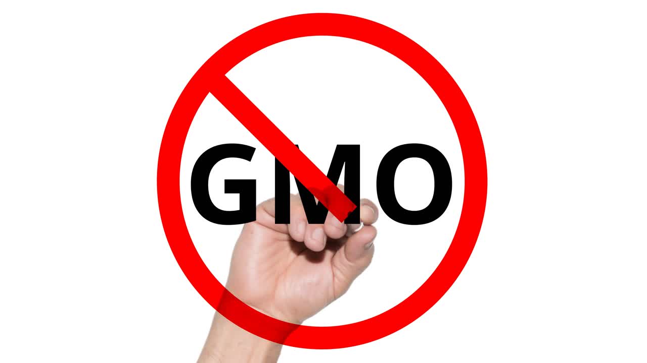 유리 뒤에서 손으로 그린 gmo 표시 없음