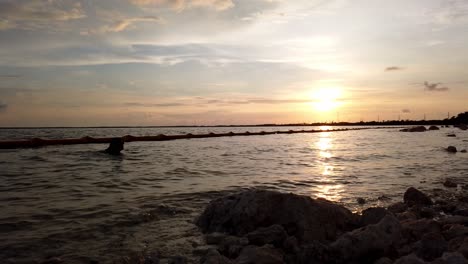 Time-lapse-of-sun-set-seen-from-key-west-florida