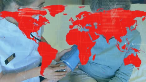 animación del mapa del mundo sobre el médico y el paciente