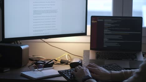 trabajando desde el espacio digital: el escritorio de un programador