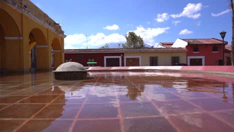 Colonial--Fountain-In-Street.-Tanque-De-La-Unión