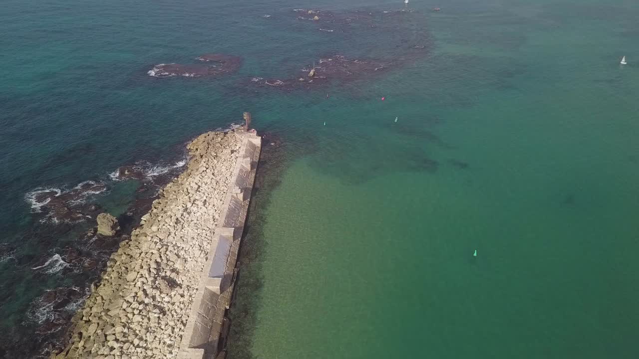 toma aérea del antiguo puerto de jaffa, israel