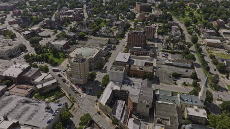 Macon-Georgia-Aerial-v26-birds-eye-view,-drone-flyover-building-blocks-capturing-historic-architectures,-tilt-up-reveals-downtown-cityscape-on-a-sunny-day---Shot-with-Mavic-3-Cine---September-2022