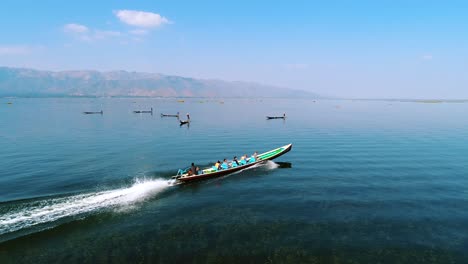 Luftaufnahme-Des-Inle-Sees-In-Myanmar,-Burma,-Filmische-Drohne