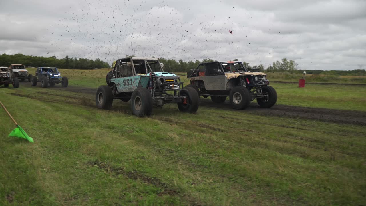 Video of two all terrain cars istarting a race