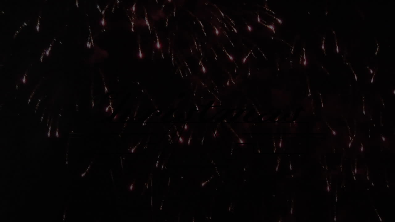 animación del texto navideño sobre la decoración y fuegos artificiales en el fondo