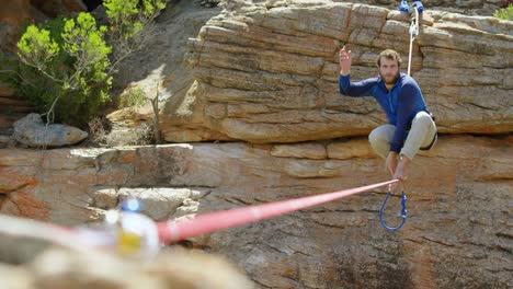 mountaineer starts balancing on the tightrope 4k