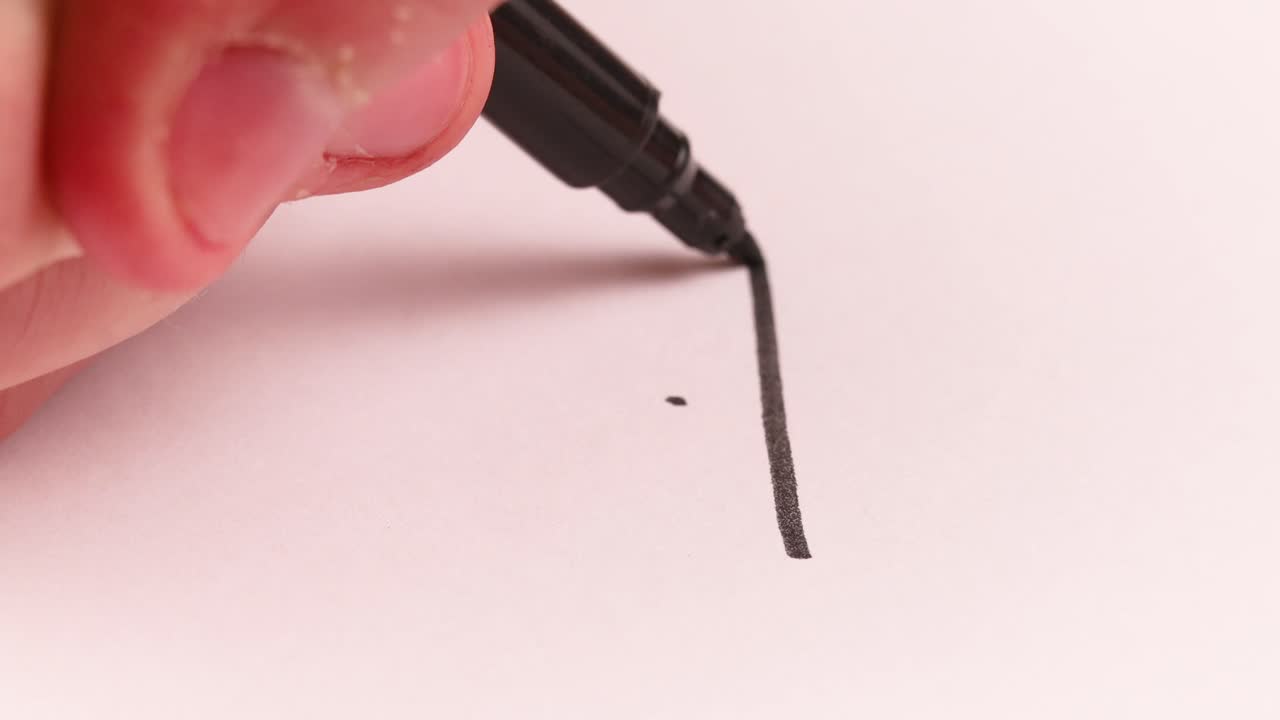 un video de cómo hacer una cuadrícula para un juego de tres en raya