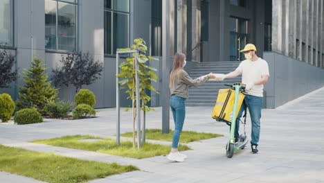 food delivery in an urban setting