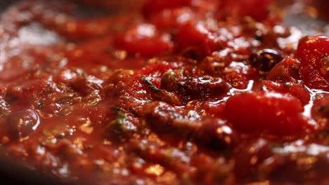 Close-up-shot-of-food-cooking-in-pan