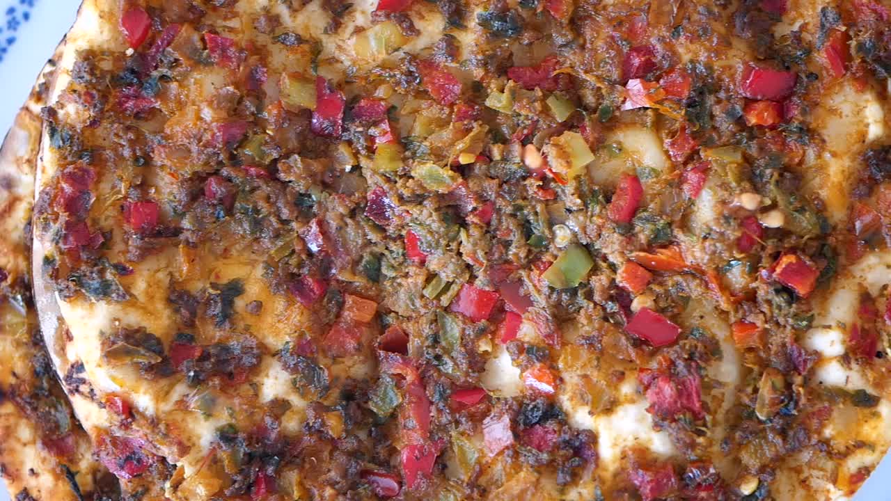 un delicioso pide turco