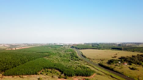 Toma-Aérea-De-La-Ciudad-De-Bauru,-De-Viaje,-Drone,-Plan-General