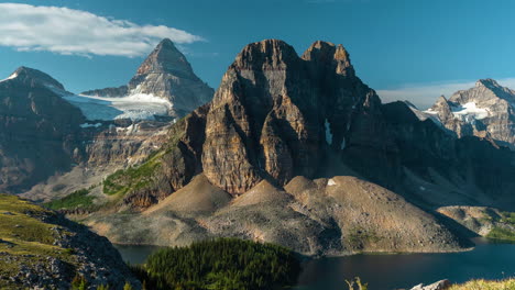 Timelapse,-Majestic-Landscape-Scenery,-Mount-Assiniboine-and-Lake-Magog-Canada-on-Sunny-Summer-Day