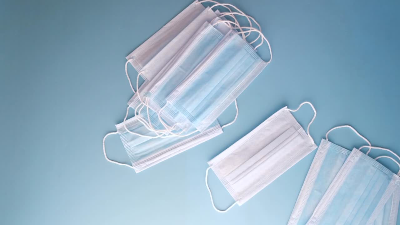 쌓인 얼굴 마스크