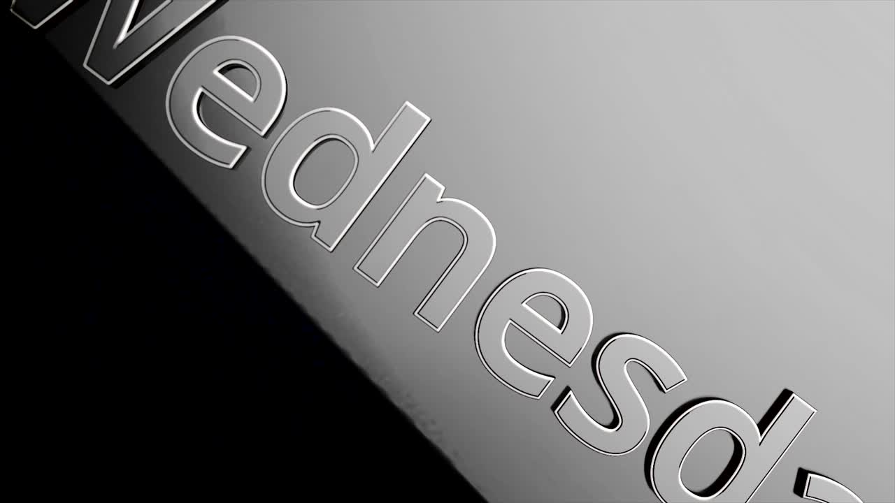 primer plano del texto del miércoles en metal