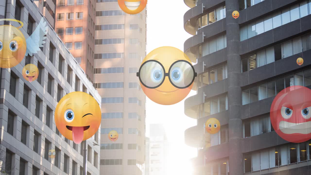 animación de iconos emoji volando sobre edificios de oficinas modernos
