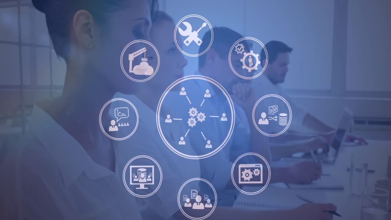 animación de conexiones con iconos y procesamiento de datos sobre diversas personas de negocios