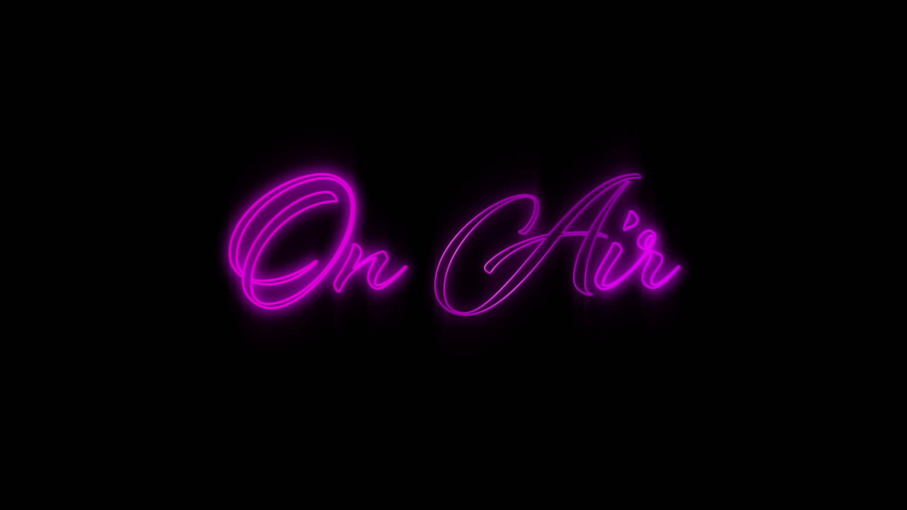 エア・ネオン・ビルボードに紫色が浮上している