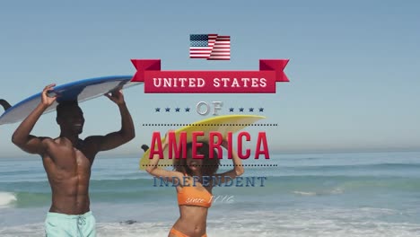 Animación-De-La-Bandera-Americana,-Estados-Unidos-De-América-Independiente-Desde-1776-Texto,-Pareja-En-La-Playa